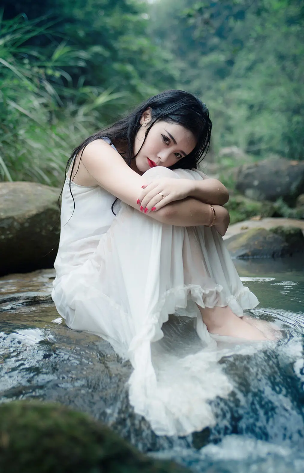 上海郑州高端私人伴游小野梨子