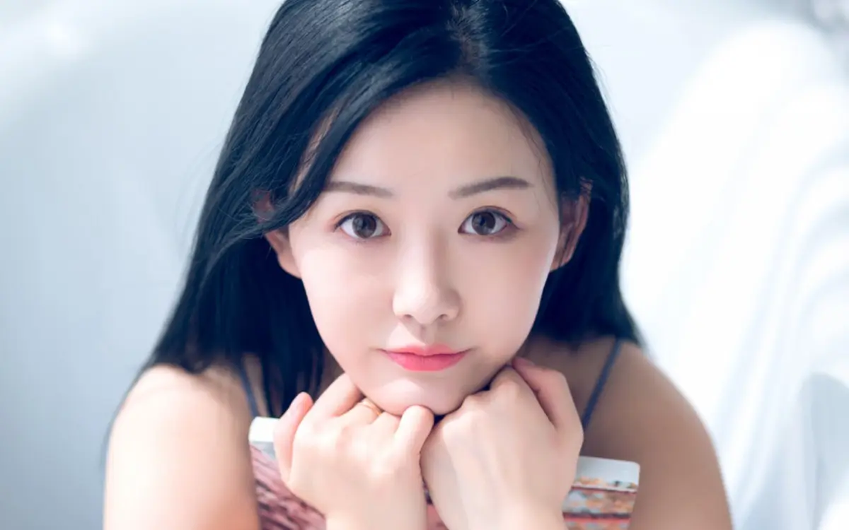上海哈尔滨私人伴游燕子