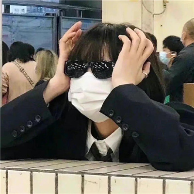 上海伴游女生冯萧玉的资料